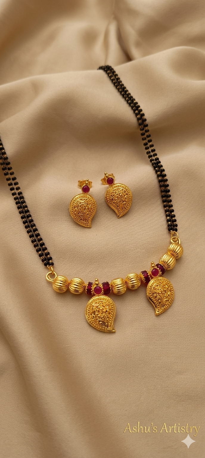 Shobha Dual Paisley (Mango) Mangalsutra Set