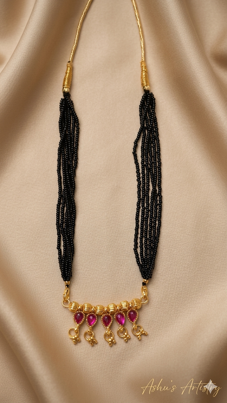 Traditional Maharashtrian Kolhapuri Mangalsutra 5 Panadi Vertical Red