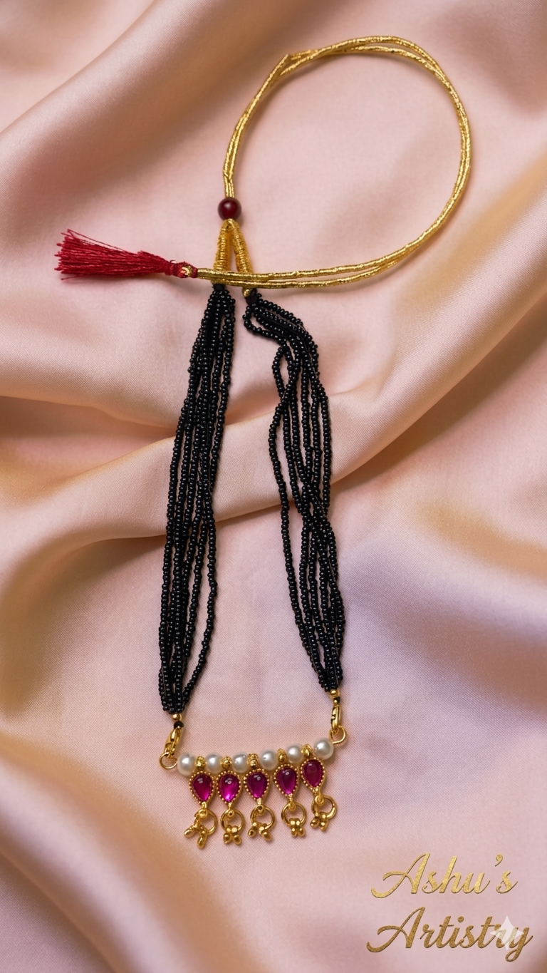 Traditional Maharashtrian Kolhapuri Mangalsutra 5 Panadi Vertical Moti Red